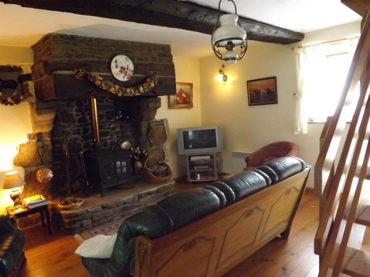 Beautiful 3-Bed Cottage In Passais-Villages Saint-Siméon 外观 照片